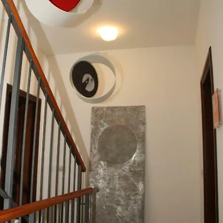 Stop & Sleep Гостевой дом Венцоне